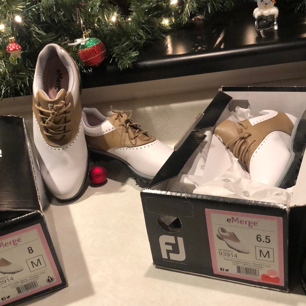Golf shoes. Brand New FootJoy Ladies 25 each